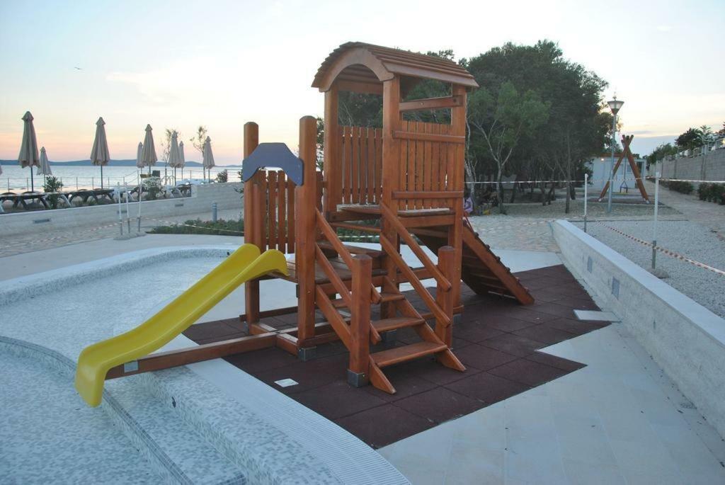 Sunset Apartment Петрчане Экстерьер фото