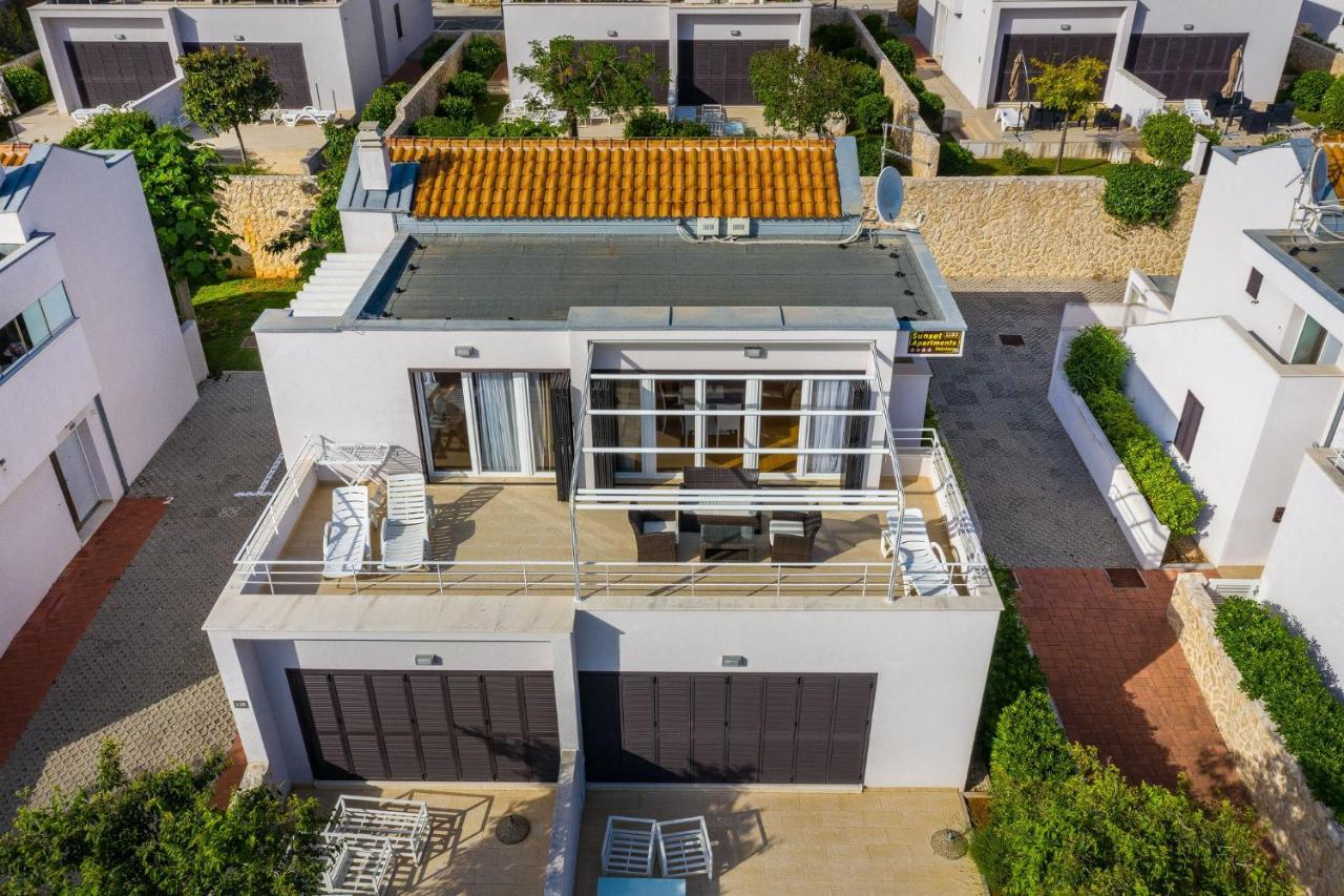 Sunset Apartment Петрчане Экстерьер фото